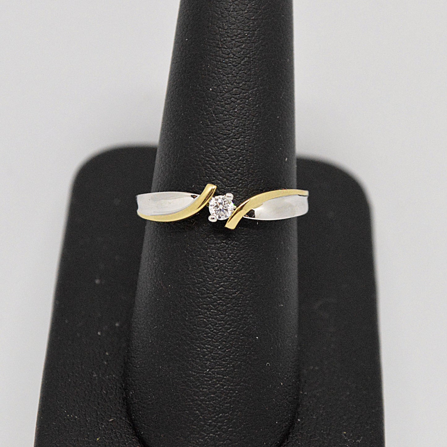 Bague Solitaire Deux Tons DR4040