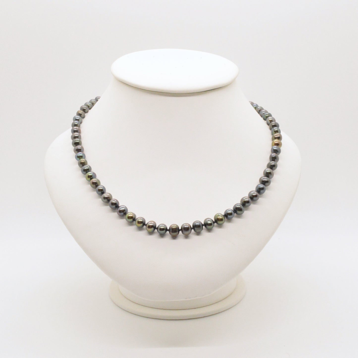 Collier De Perles Noires #1