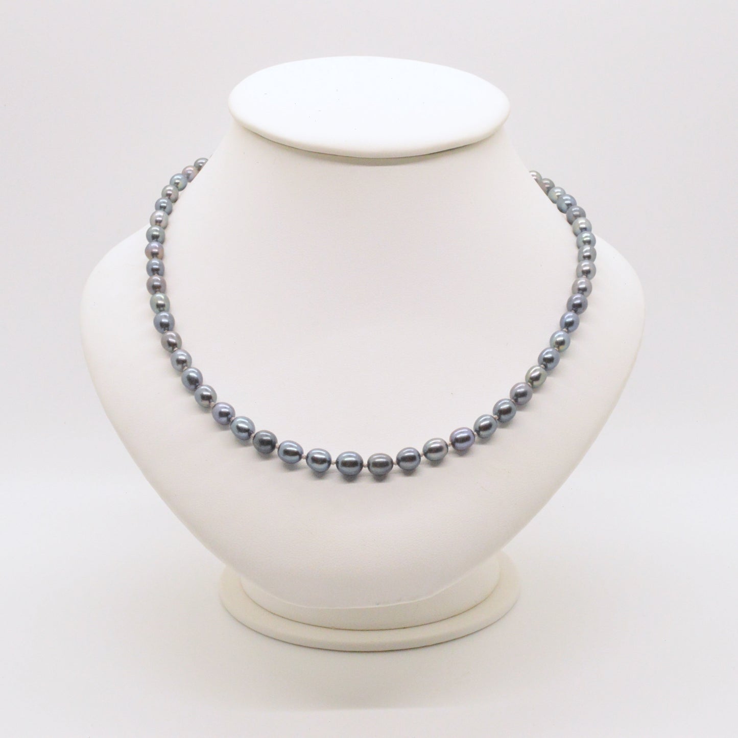 Collier De Perles Noires #2