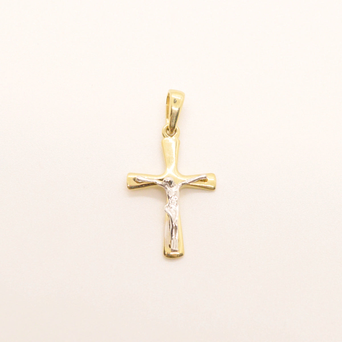 Pendentif Croix PO1568