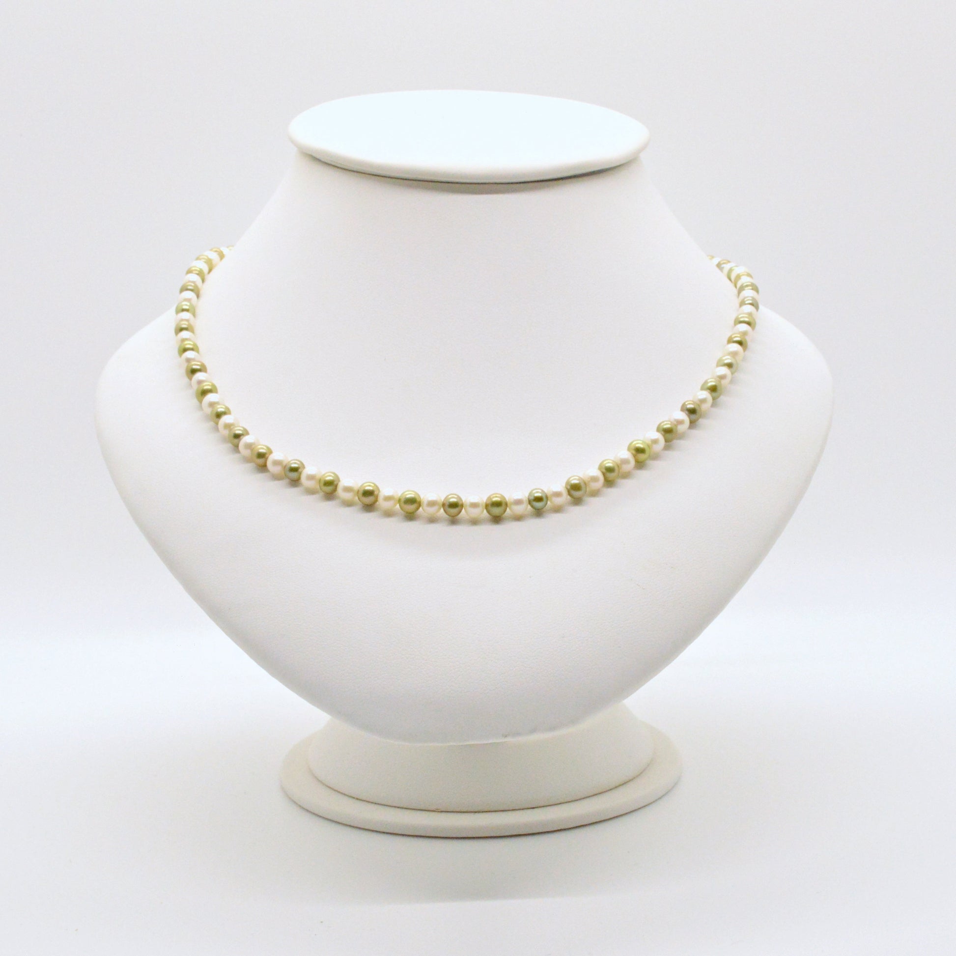  Collier De Perles 045