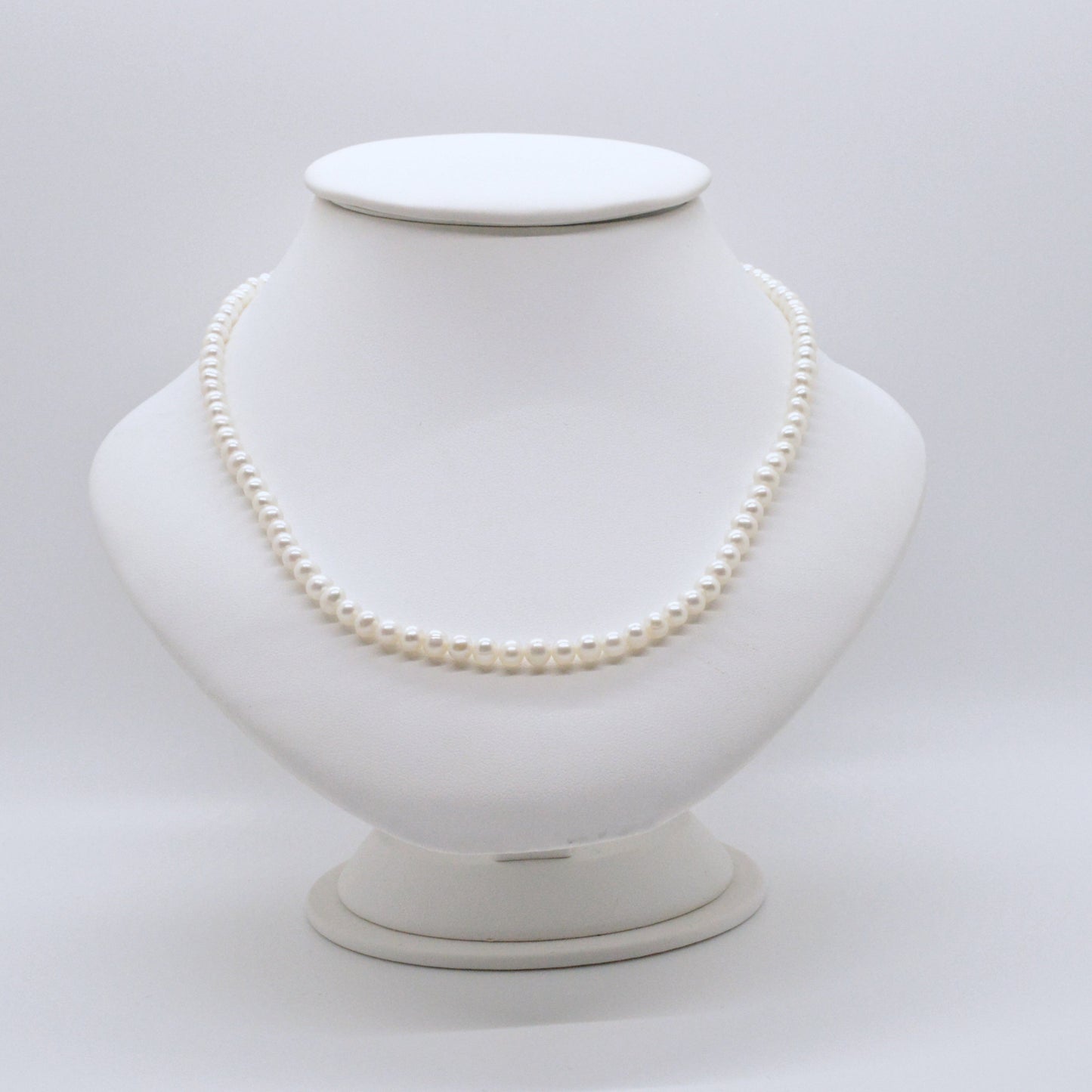  Collier De Perles 056 (18")