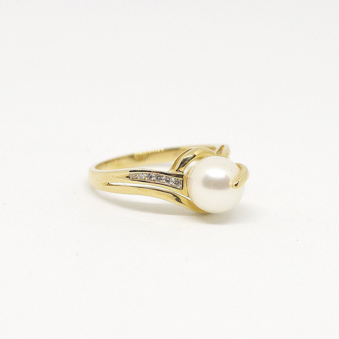  Bague à Perle Et Diamants RP03