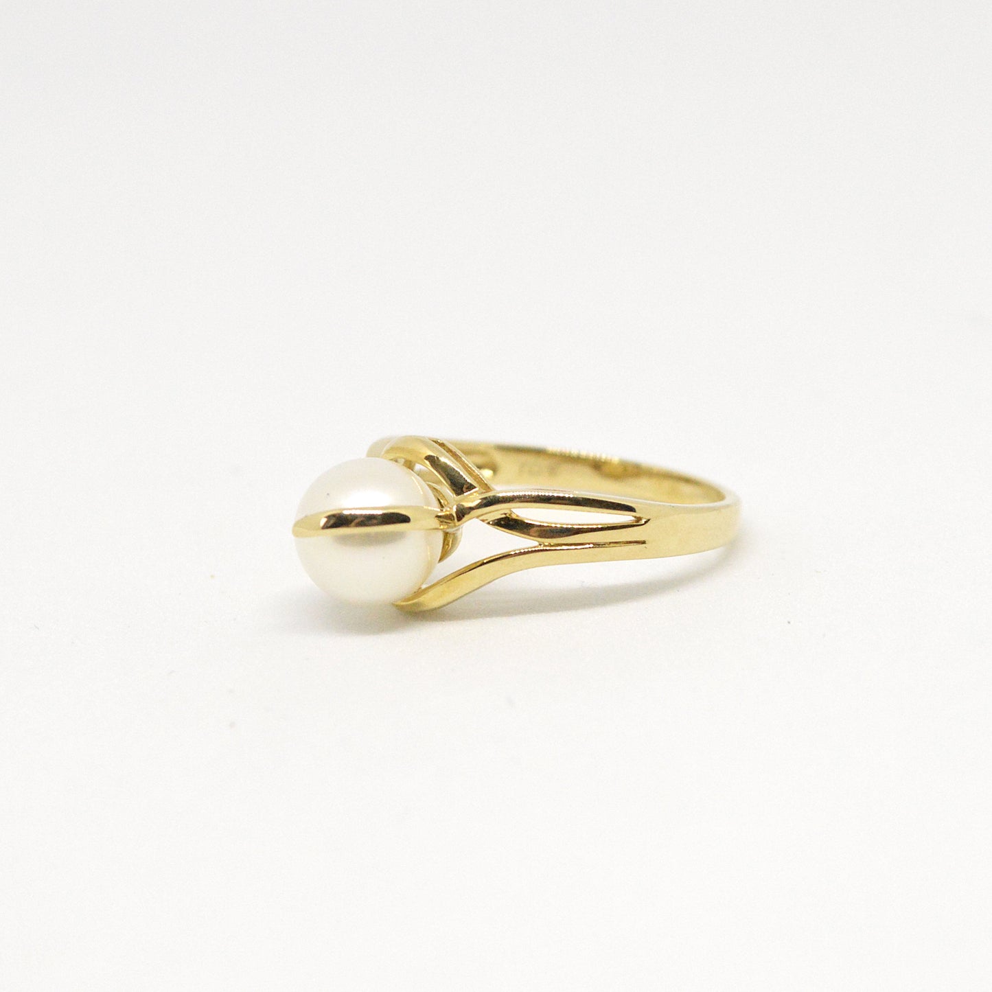  Bague à Perle Et Diamants RP03