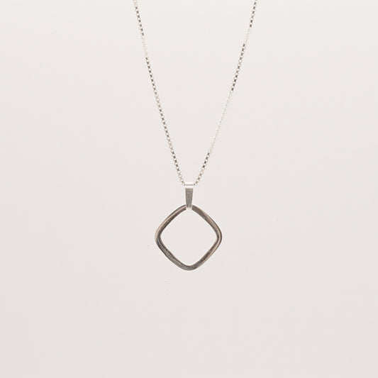  Collier A42