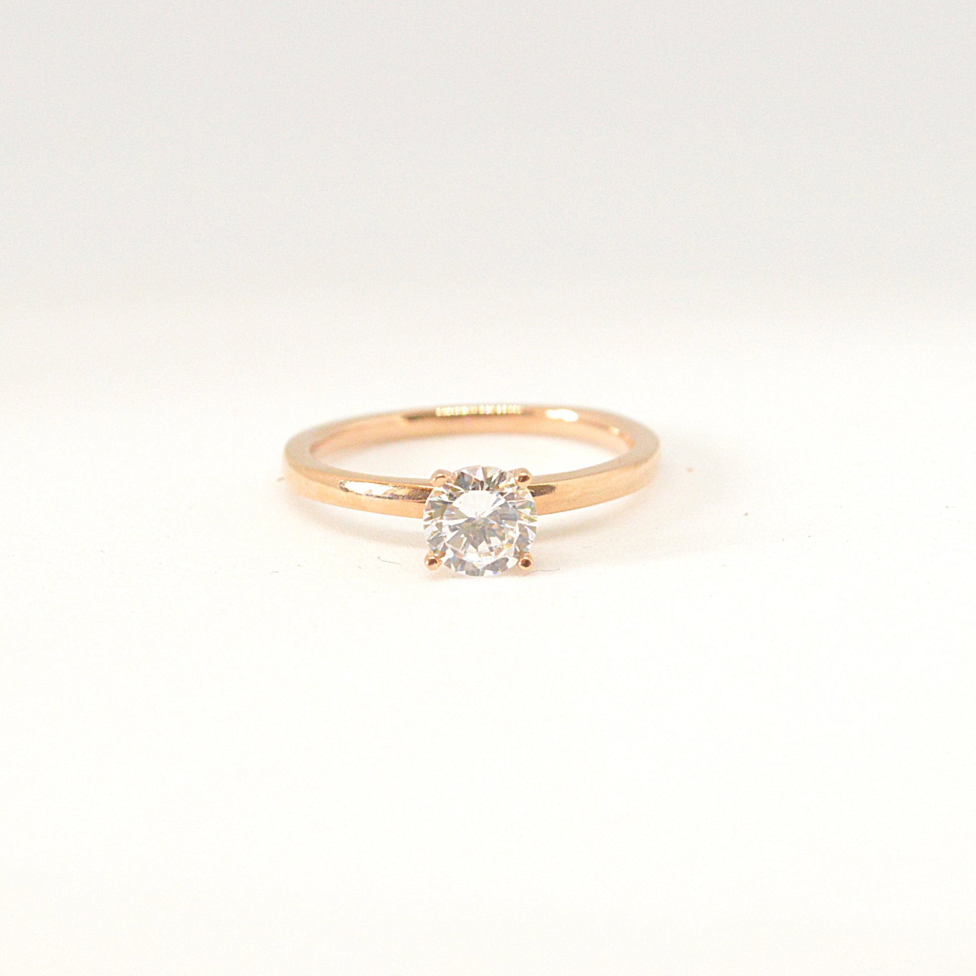 Bague Solitaire Or Rose R071
