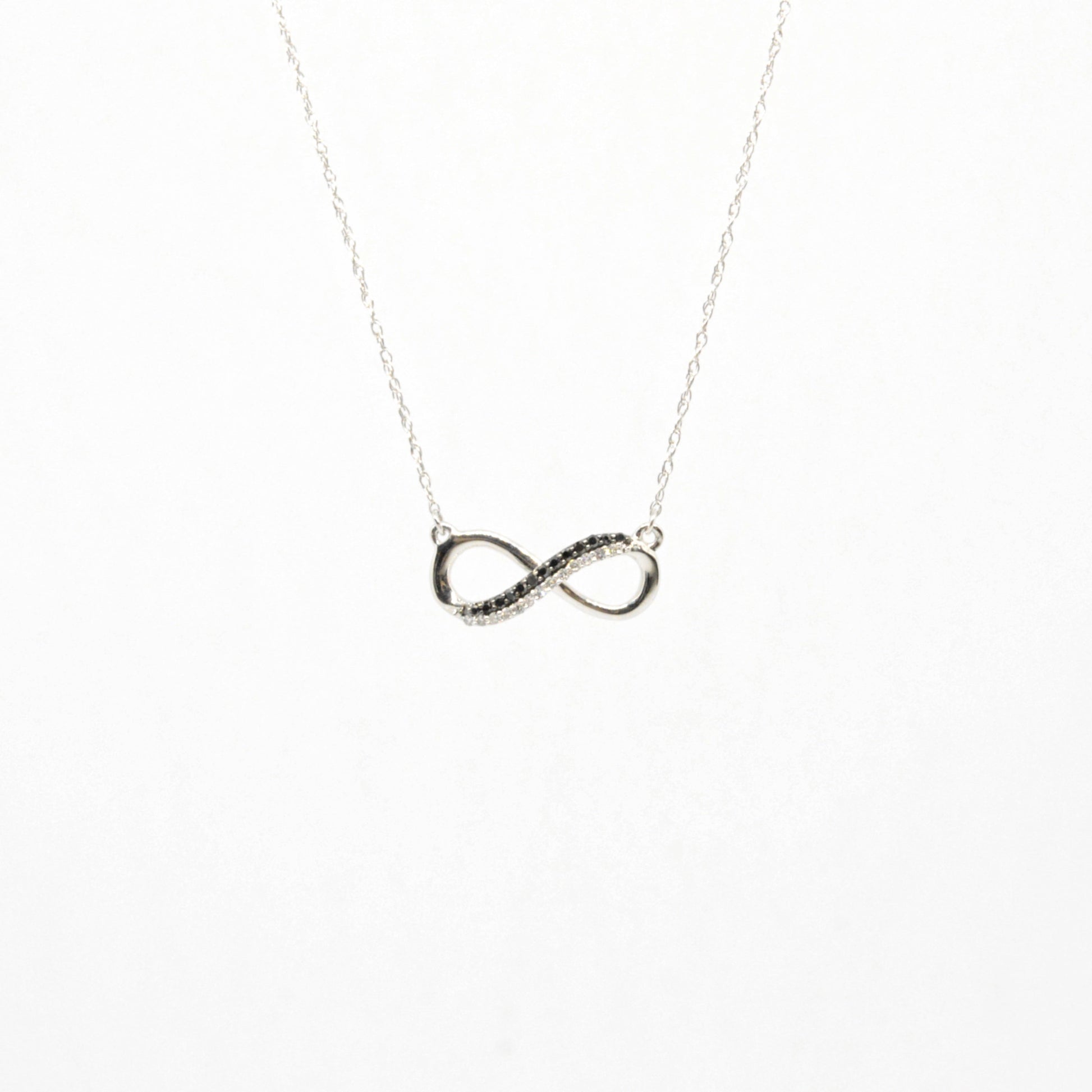  Collier Infini