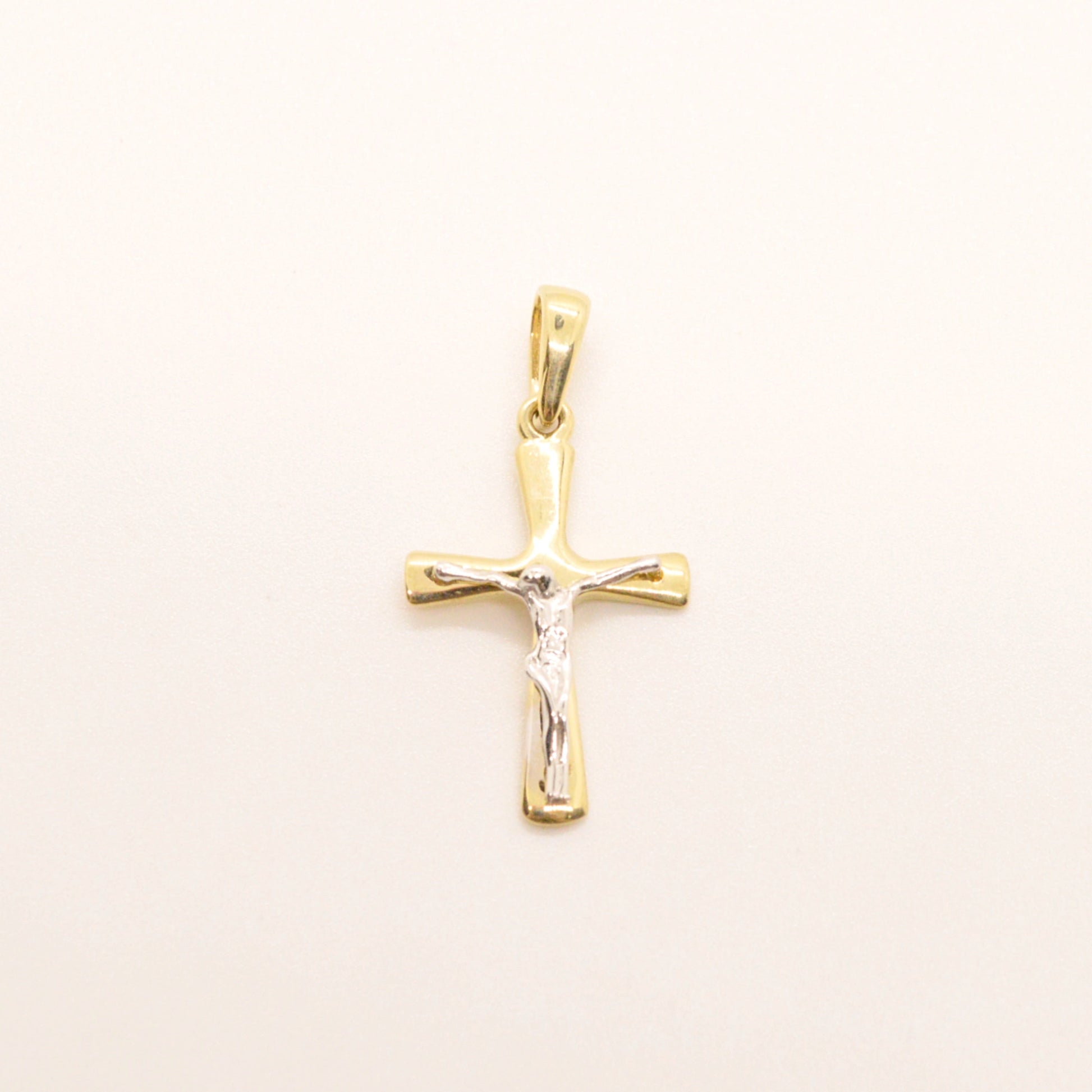  Pendentif Croix PO1568