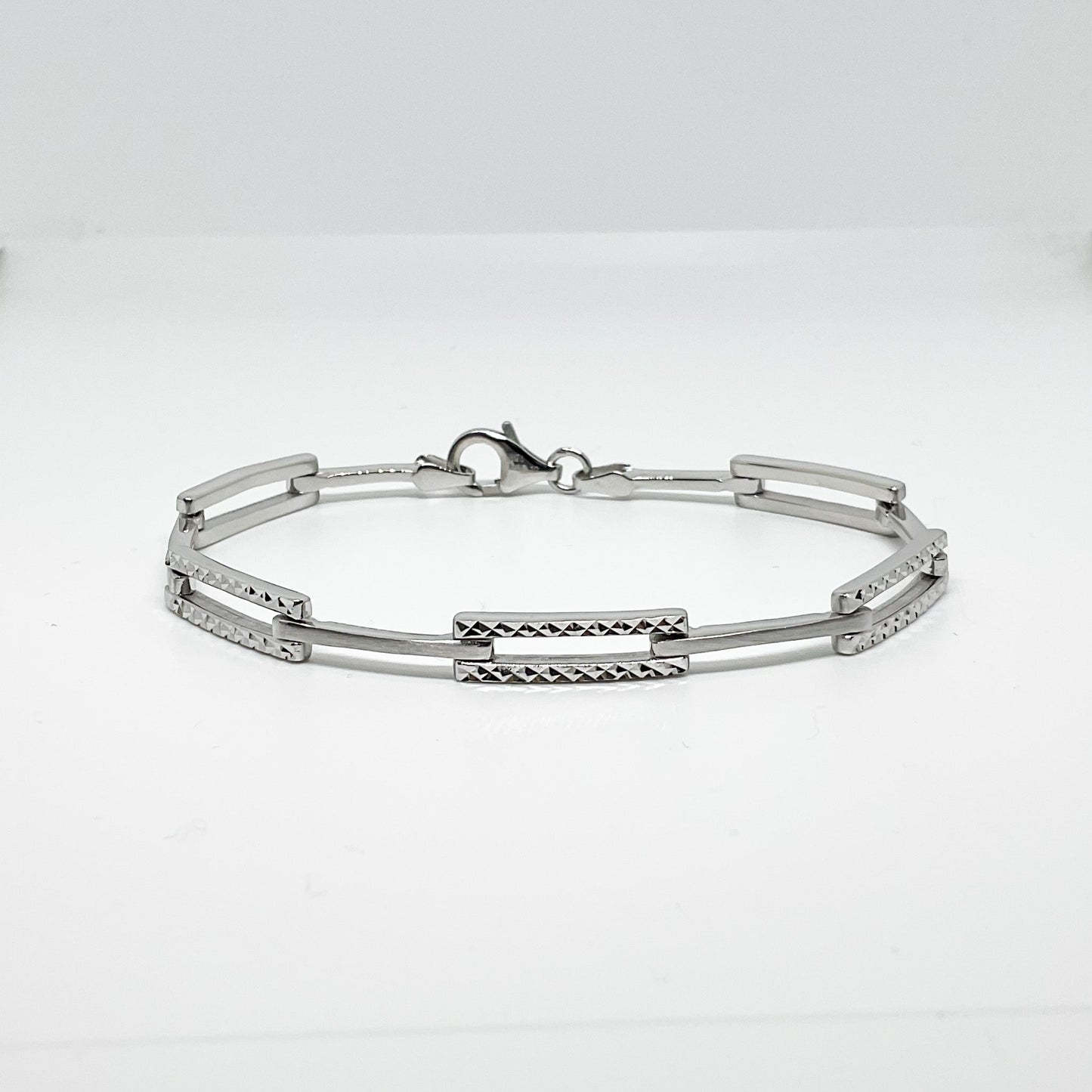  Bracelet D006