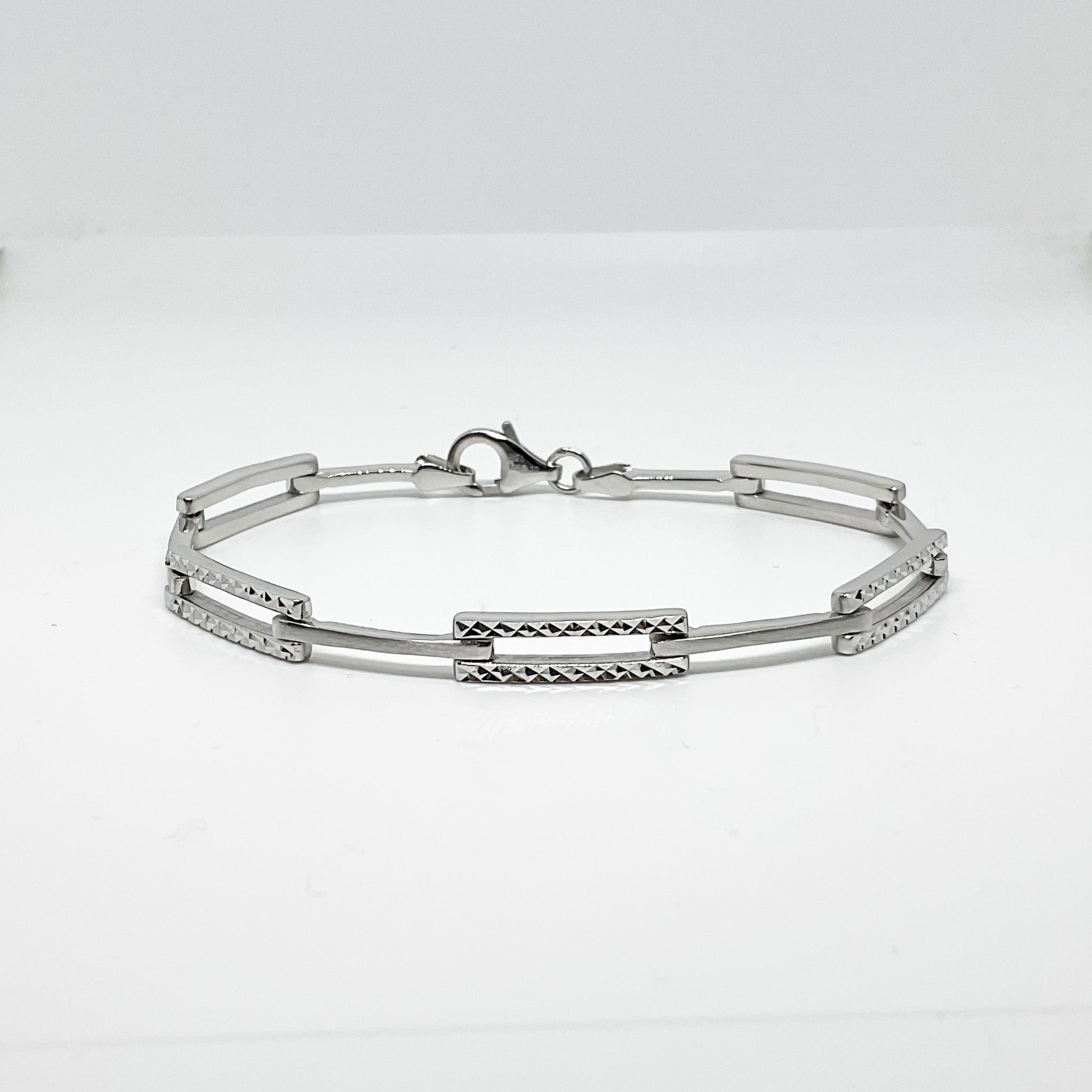  Bracelet D006