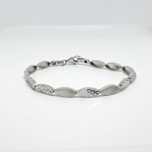  Bracelet D005