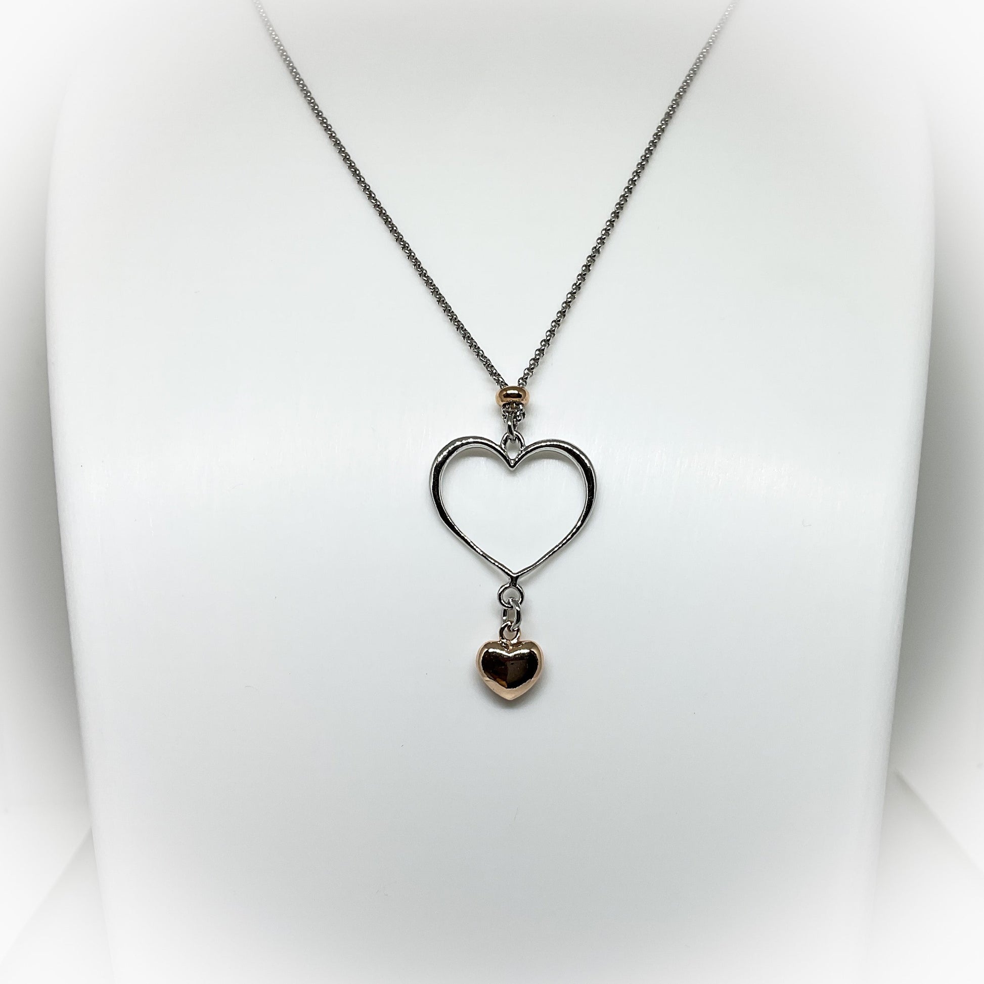 Collier C005